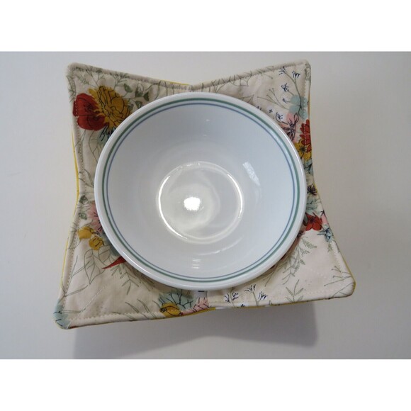 Microwave Bowl Cozy Reversible Bees and Floral - Picture 4 of 4